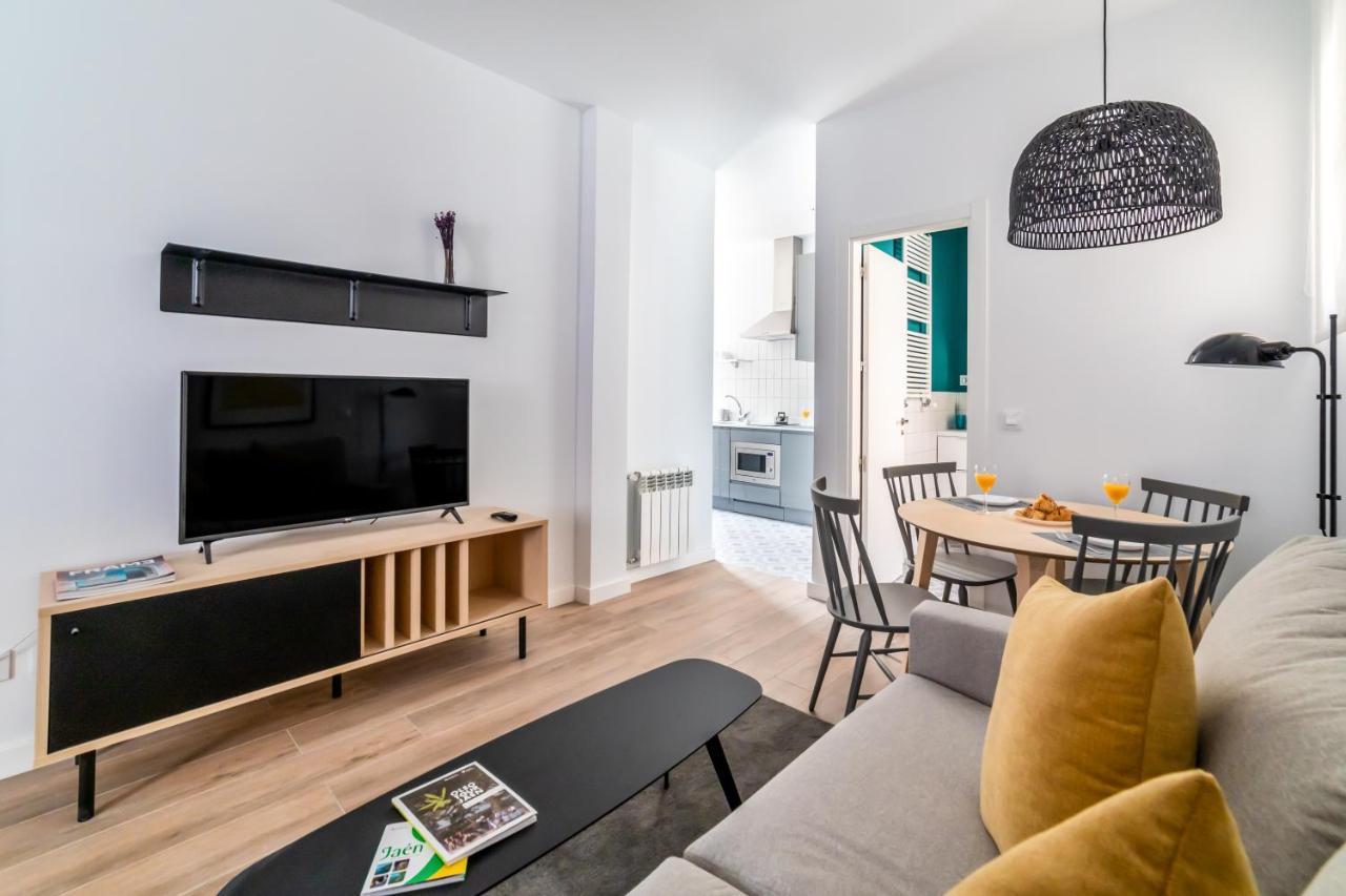 Smartr Atocha Reina Sofia Apartment Madrid Ngoại thất bức ảnh